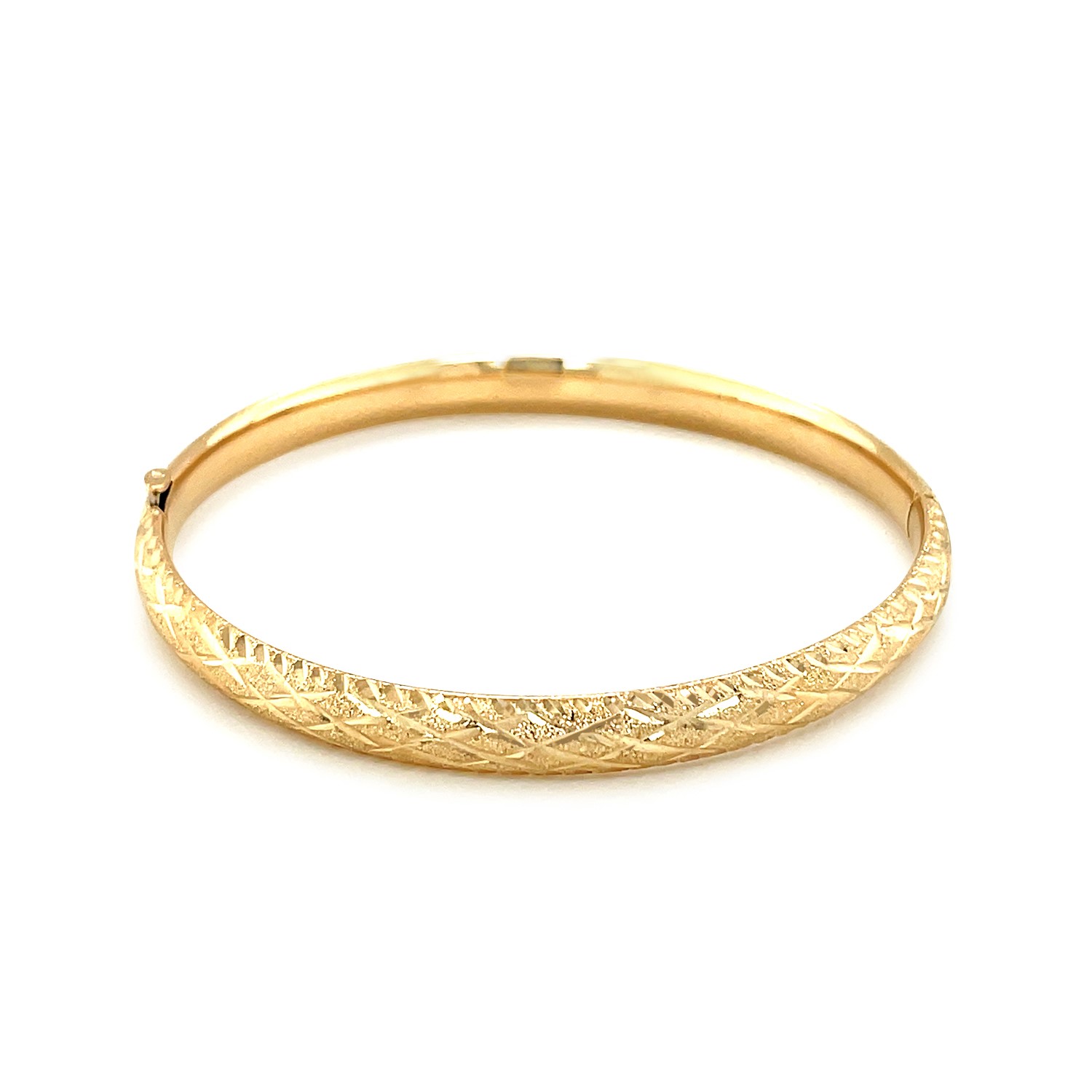 14k Yellow Gold Diamond Cut Design Dome Motif Childrens Bangle (5.50 mm) thumbnail 3