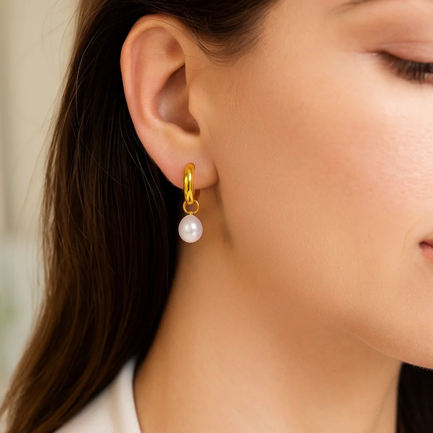 14k Yellow Gold Small Hoop Earrings with Pearls thumbnail 3