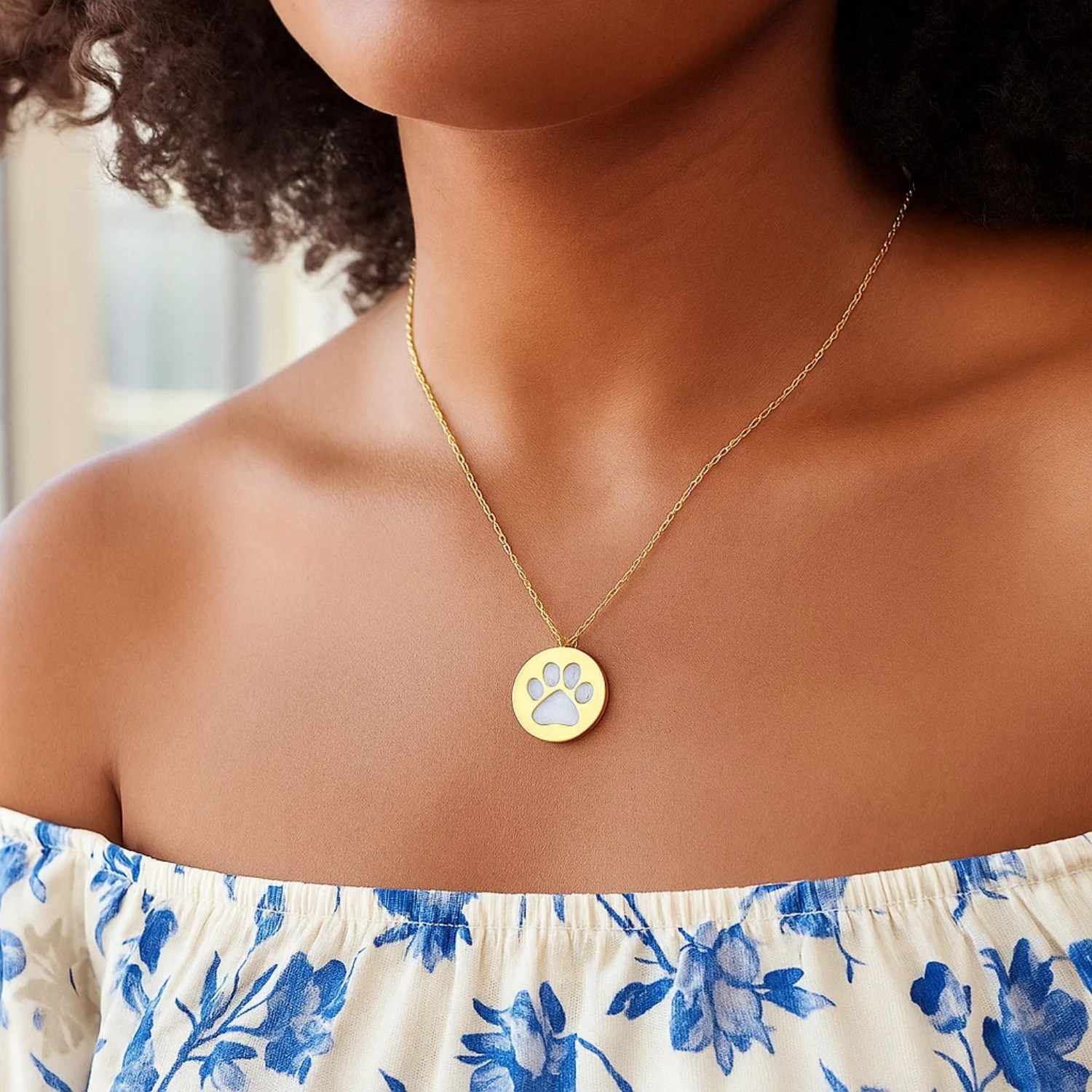 14k Yellow Gold Necklace with Dog Paw Print Symbol in Mother of Pearl thumbnail 6