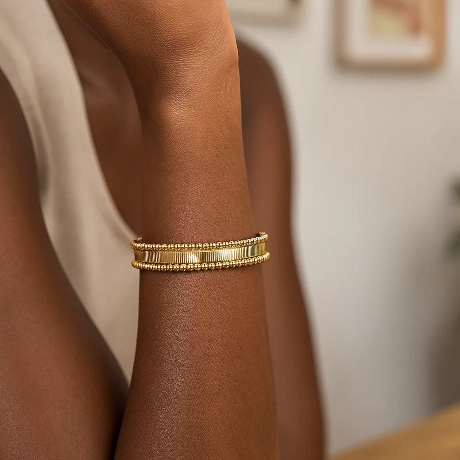 Smooth Surface Pallina Cuff Bangle in 14K Yellow Gold (9.00 mm) thumbnail 3